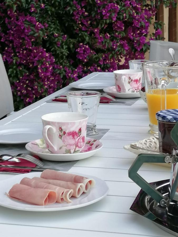 La Perasceda Acomodação com café da manhã Spéracèdes Exterior foto